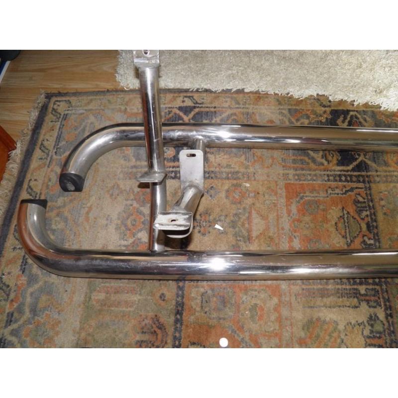 Side bars from a 1999 Land Rover Freelander 5 door