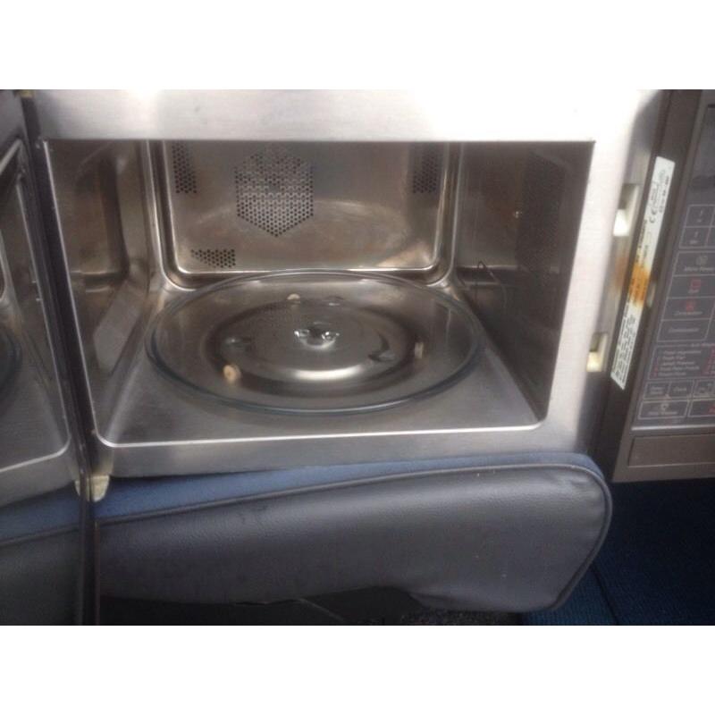 Microwave. Free local delivery.