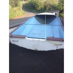 12ft fiberglass boat:trailer