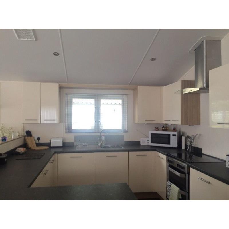 For sale 2 bed lodge at Weeley bridge nr clacton & Colchester - private sale