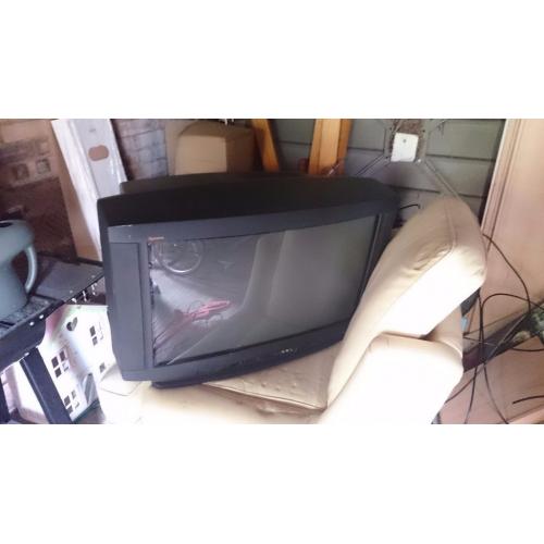 32 Inch TV