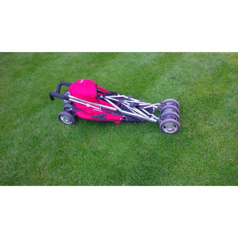 Silver Cross Push Chair in excellent condition