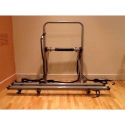 Rear mounted Bicycle carrier for 4x4. Used twice.