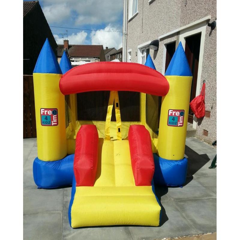Children's Bouncy Castle