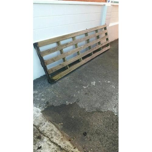 Free pallets 2 off