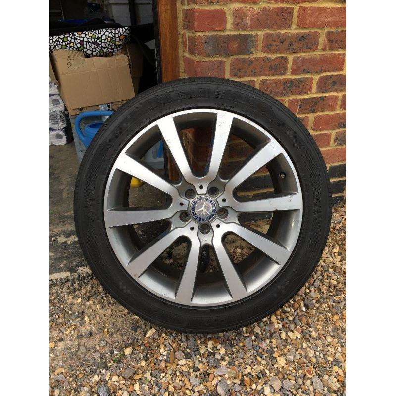 Mercedes Benz ML 350 EDITION( 2011) Original OEM alloys and tyres