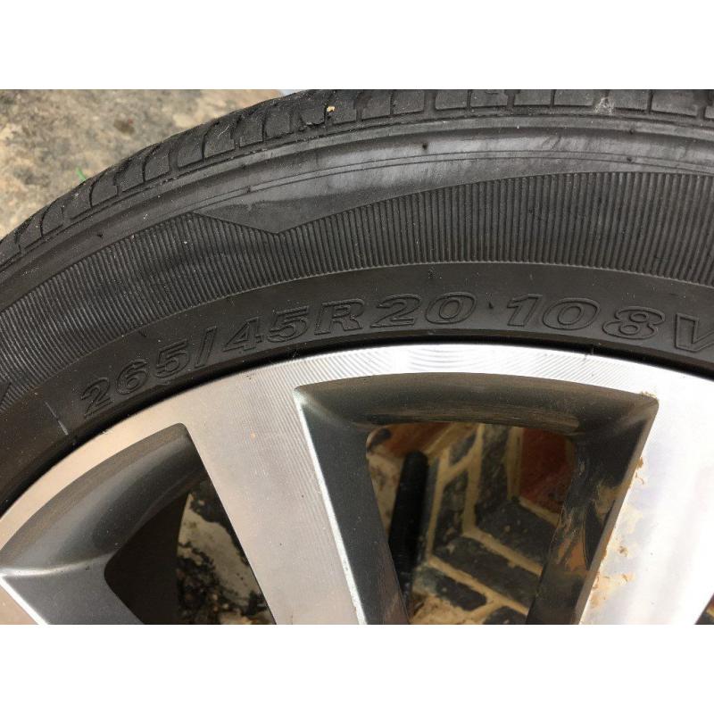 Mercedes Benz ML 350 EDITION( 2011) Original OEM alloys and tyres