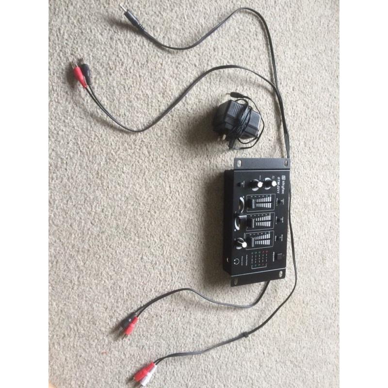 Skytec 4 channel mixing table