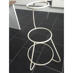 Cake stand