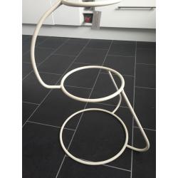 Cake stand