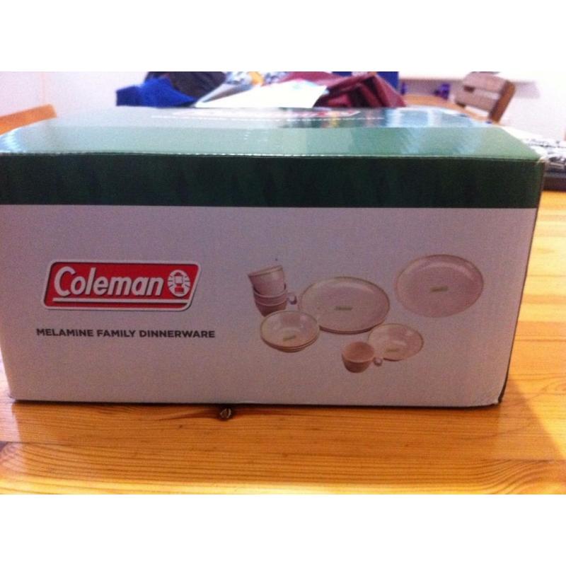 Camping Set - UNUSED Melamine Dish Set