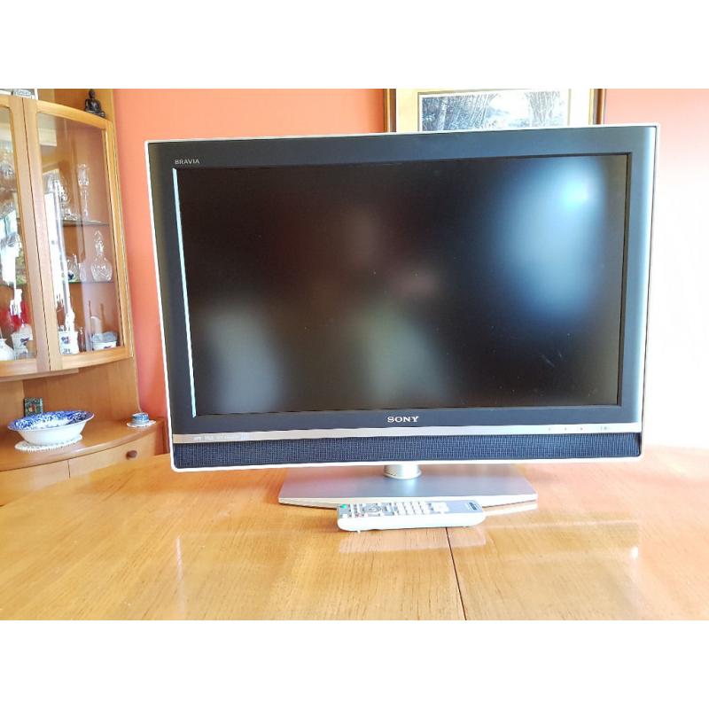 SONY BRAVIA 32 inch LCD DIGITAL TV