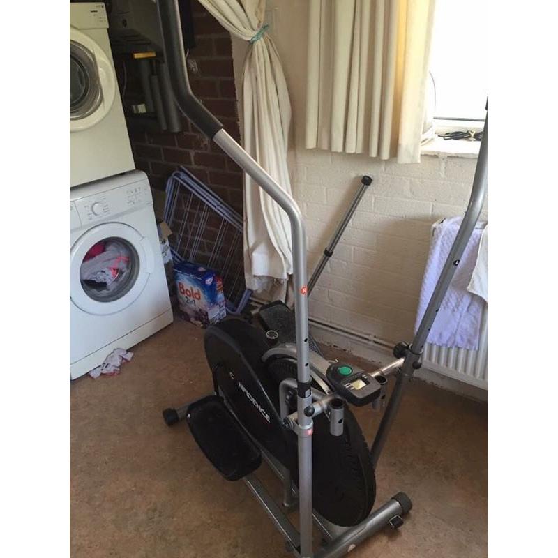 Cross trainer
