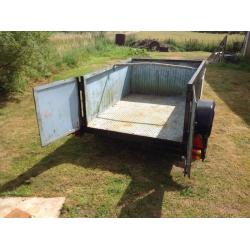 Heavy duty braked trailer ideal for a landrover etc.