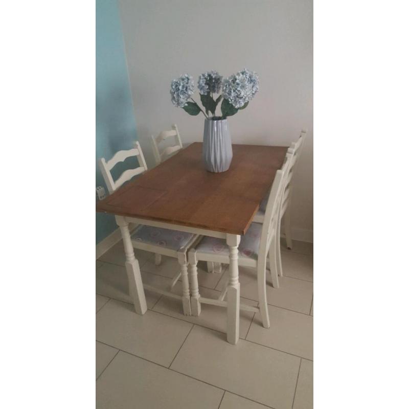 Dining table and 4 chairs