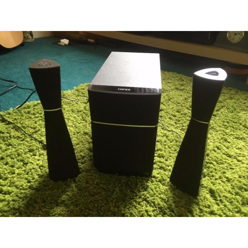 Edifier 2:1 Computer Speakers