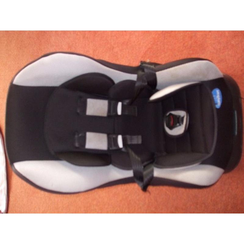 Babystart group 1 car seat in good condition 9-18kg.