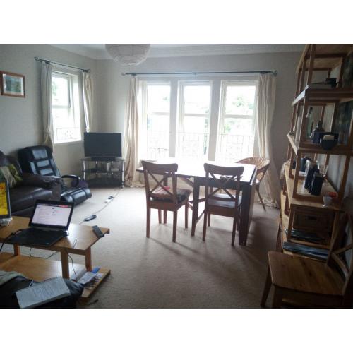 Ensuite double room from the 30th of July till the 30th of August in Newington