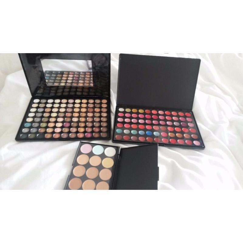 Jazooli makeup