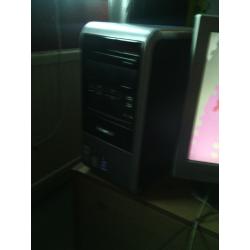 Packard Bell Desktop plus 2 x Monitors Spares or Repairs Only Please Read Full Ad