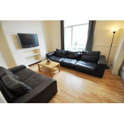 10 Double Rooms are in 10 Bedroom House, Available Now, Bills Included, Slade Lane, Victoria Park
