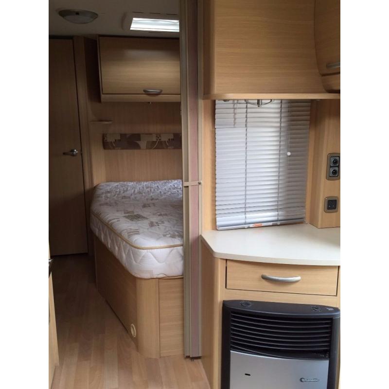 Swift Freestyle/Charisma 550, 2009 - 4 berth Caravan
