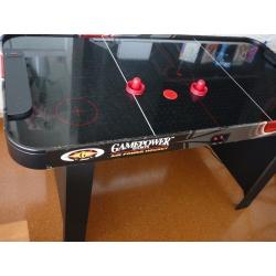 Air hockey table