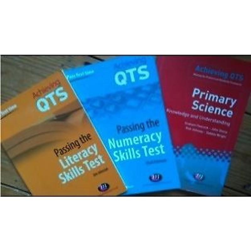 Teacher Training books Primary B (ed) PGCE as new