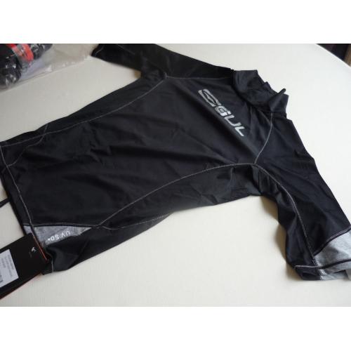 Gul Xola Rashguard Short Sleeved Top..New and Unused.