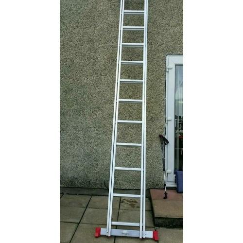 Double lightweight aluminium ladder 11