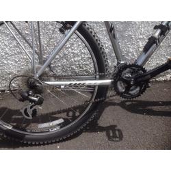 Claud Butler Classic. Light Hybrid bike. Fully serviced, fully safe and ready to go.