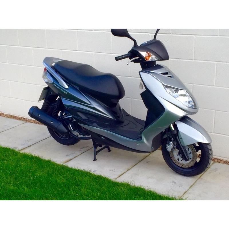 Stunning Yamaha NXC125 Cygnus X (PCX XMAX VITY) immaculate showroom cond HPI clear Full mot UK DEL