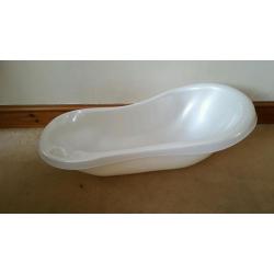 Baby plastic bath