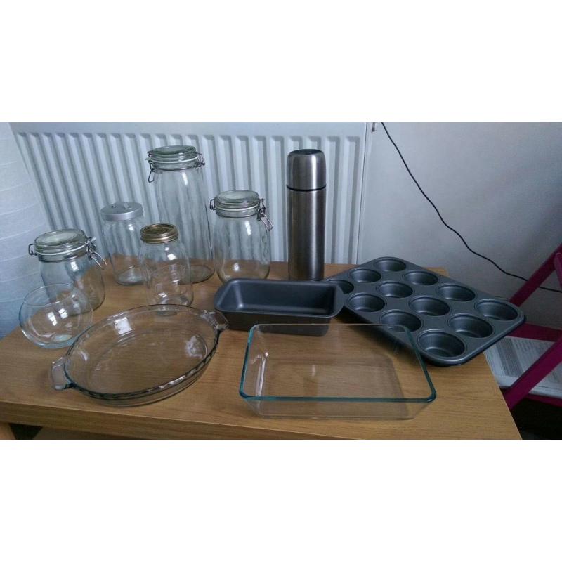 Stuff for the kitchen! Jars, glass dishes, thermos etc