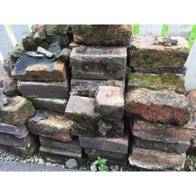 Free traditional bricks