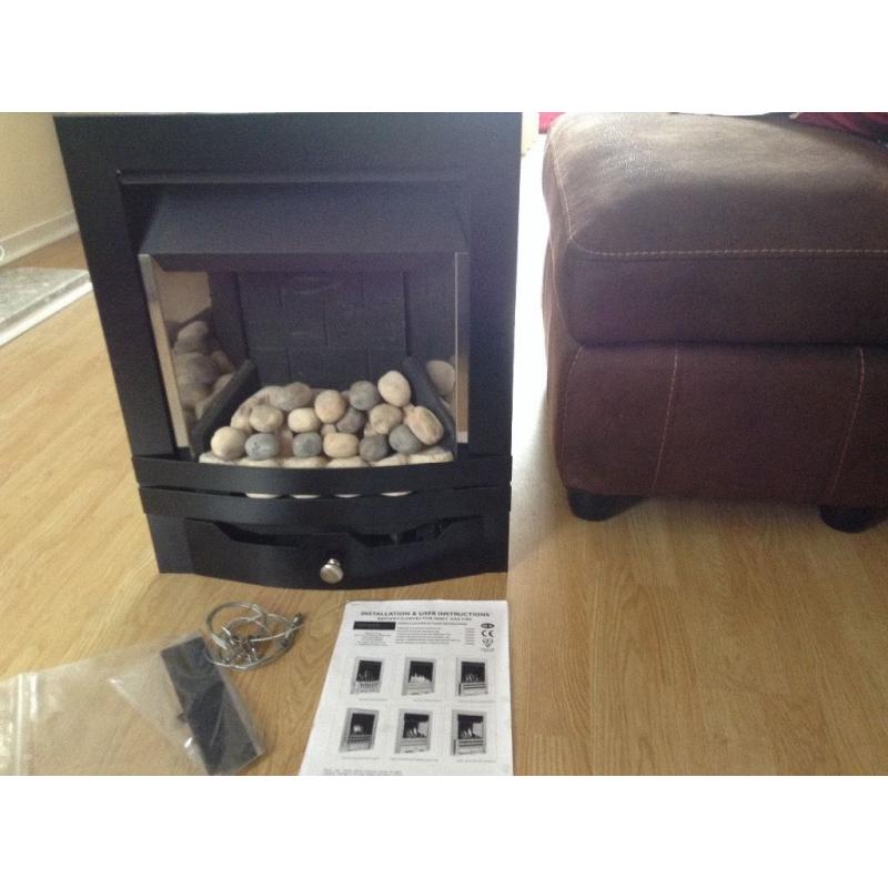 Asaba Contempory Inset Slimline Gas Fire with Pebbles