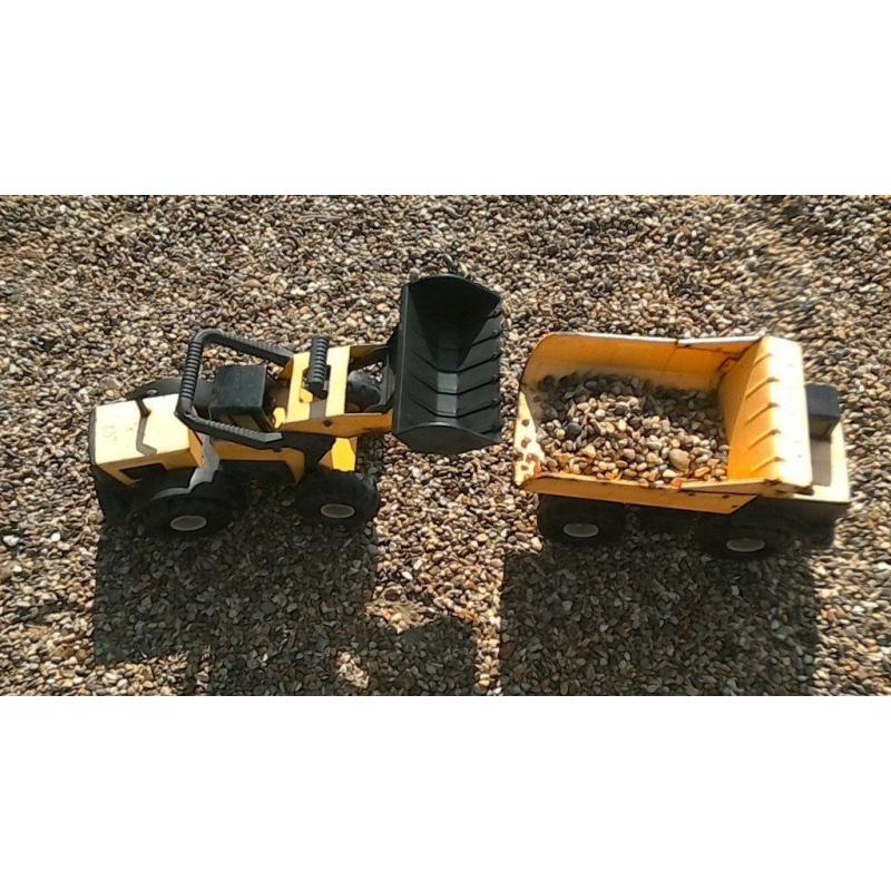 2 Tonka Toys. Dumper Truck & Articulated Loader
