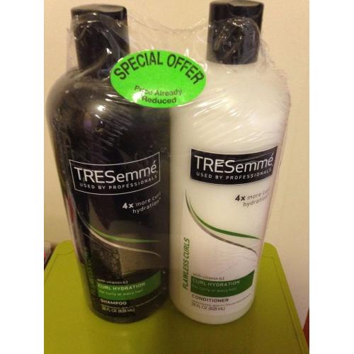 Tres Semme 28fl oz Curly Hydration