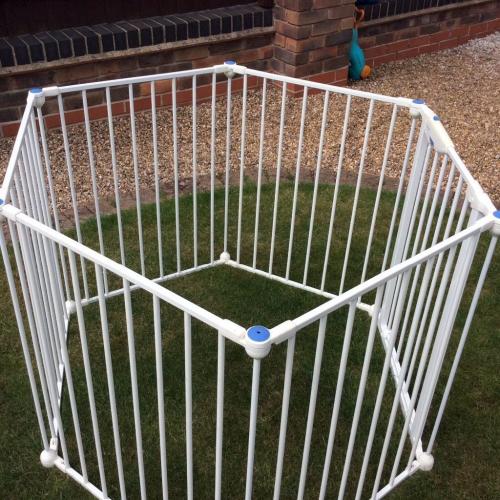 Lindam Metal Hexagon Playpen