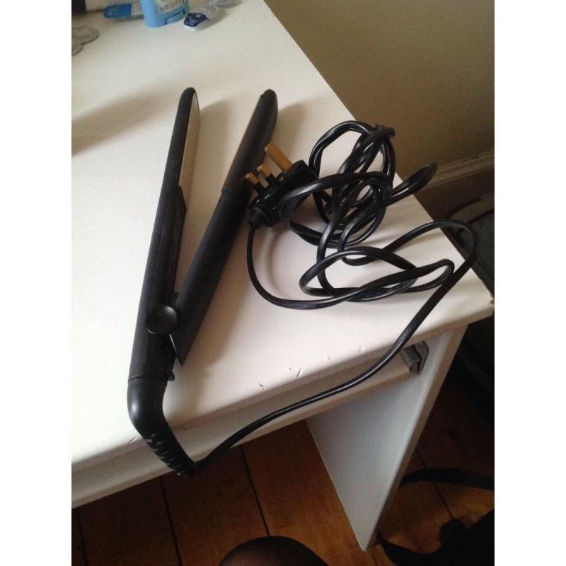 Babyliss hair dryer and/or Remington hair straightener