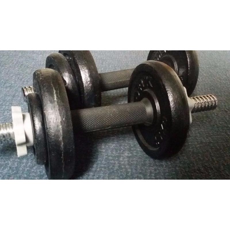 2 YORK Adjustable Dumbells. Total weight 17kg
