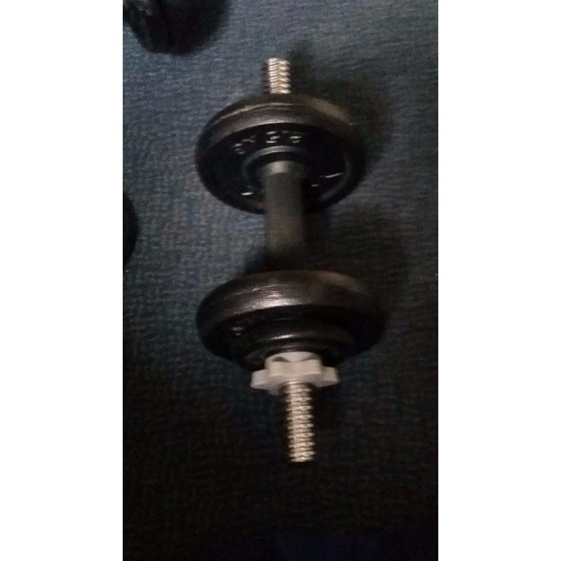 2 YORK Adjustable Dumbells. Total weight 17kg