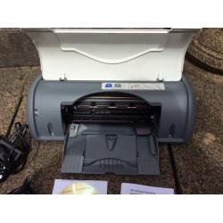 HP Deskjet D1560 printer