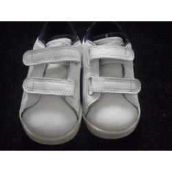 Baby Nike trainers size 4.5