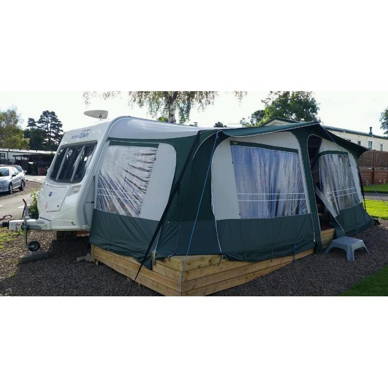 Bailey ranger 520-4 series 6 2009 fixed bed