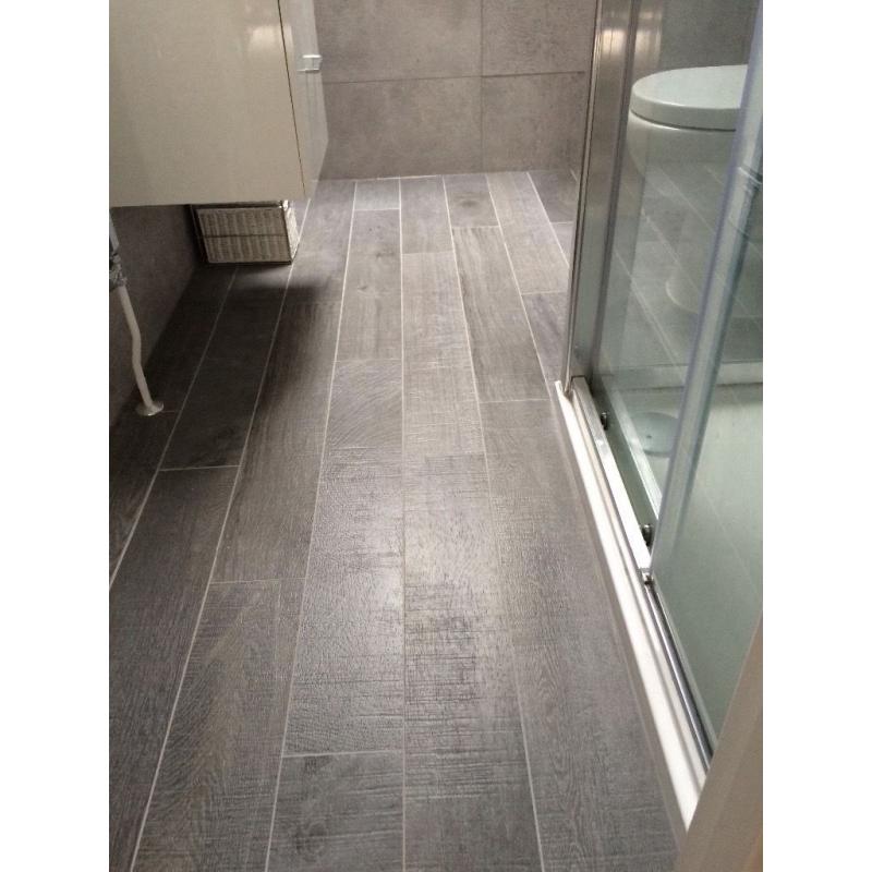 POrcelenoza Oxford floor tiles in 'Silver'