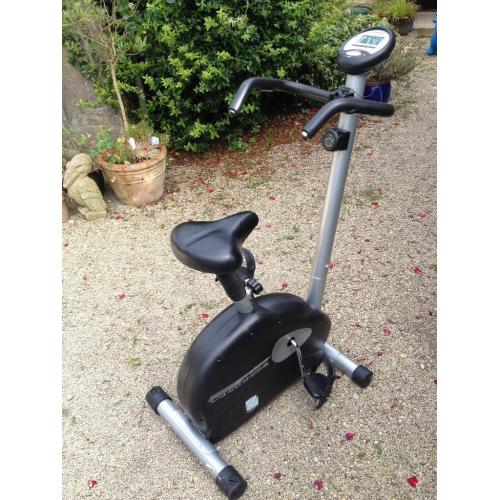 OLYMPUS SPORT HT-300 EXERCISE BIKE