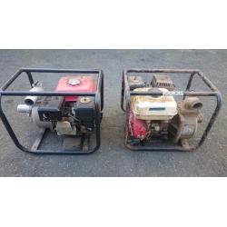 Water pumps petrol.