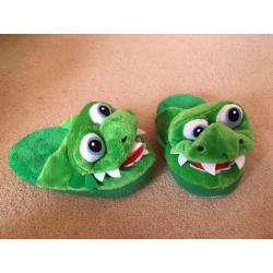New Stompeez slippers, growling dragon child's size 9-11