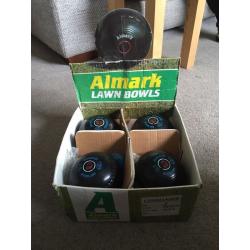 Almark Lawn Bowls size 2M